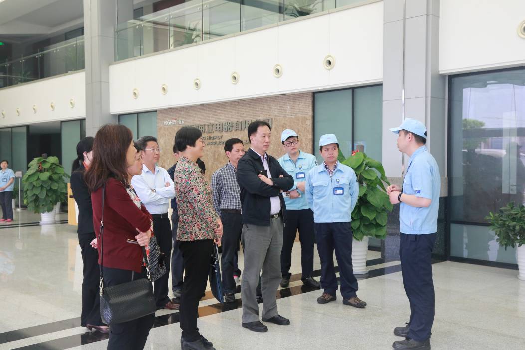 国家统计局工业司副司长张卫华一行调研南昌hth手机app下载