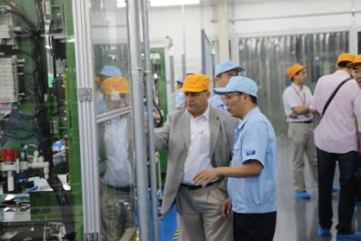 联合国工业发展组织专家等一行来访绵阳hth手机app下载