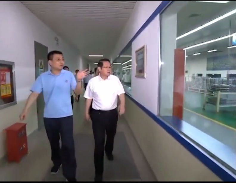 江西省代省长易炼红参观调研南昌hth手机app下载