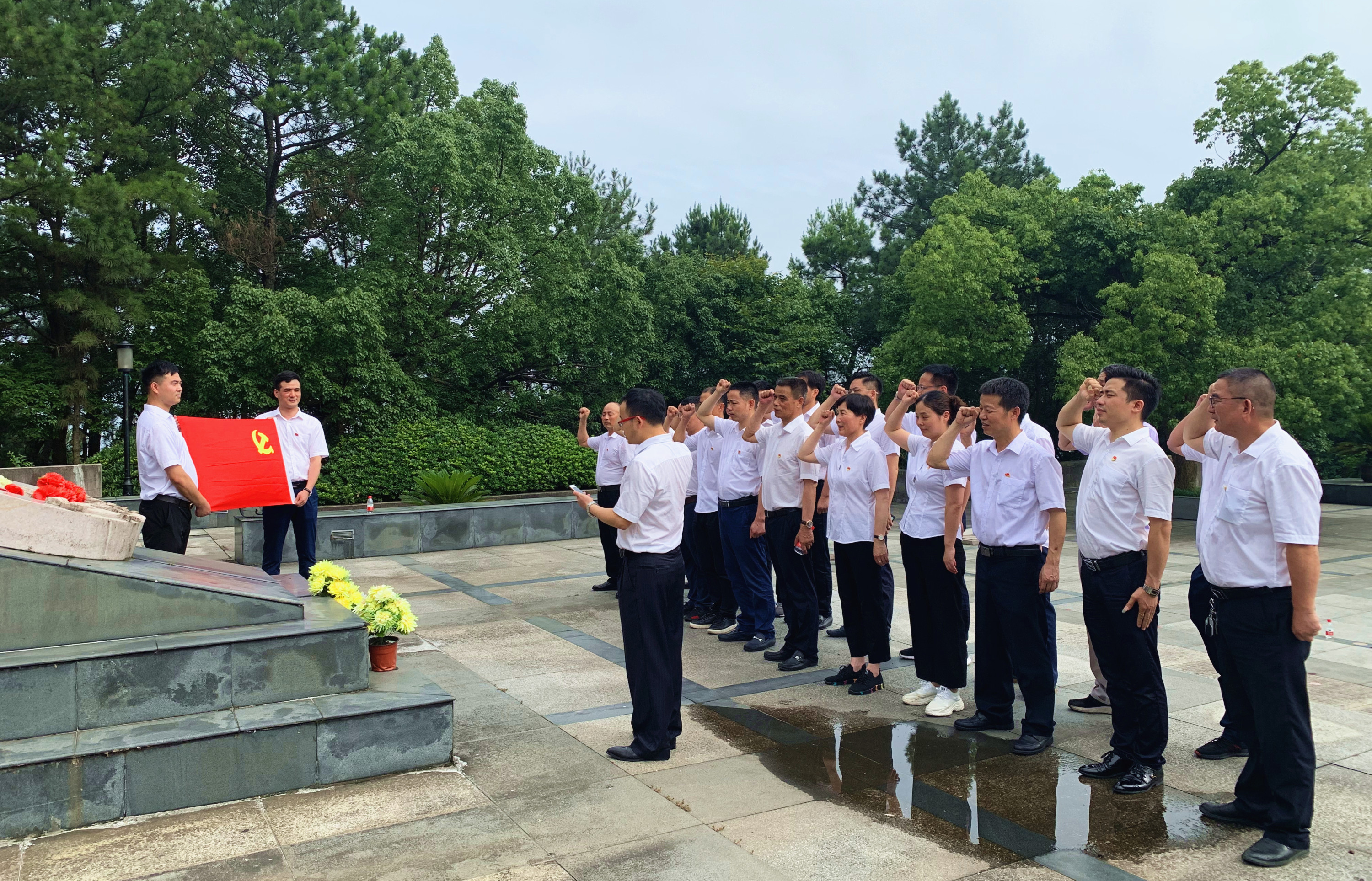 为党和祖国庆生 hth手机app下载各级党组织庆祝活动丰富多彩