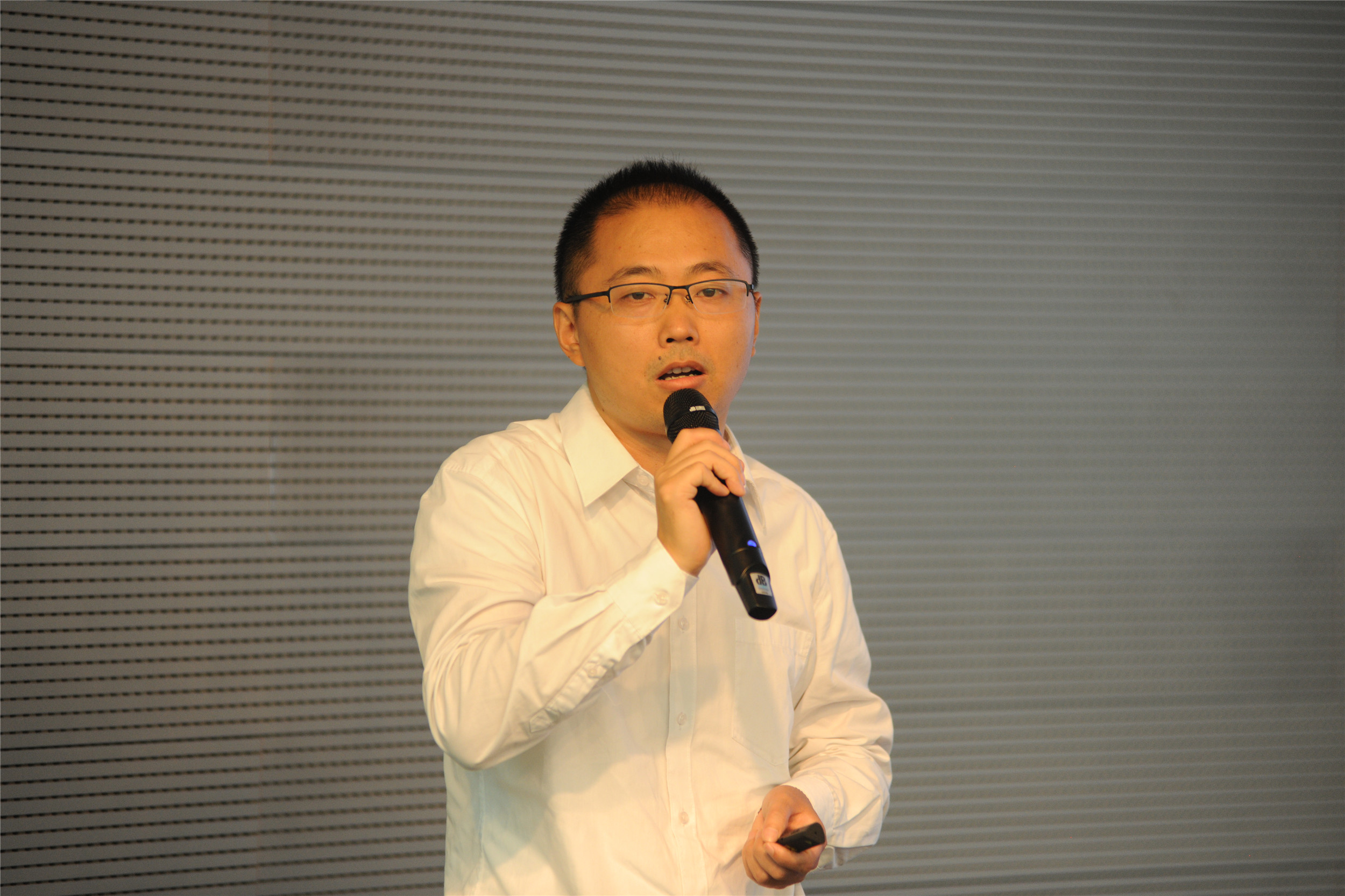 云顶国际版“智能制造”技术大会传递制造型企业发展风向标