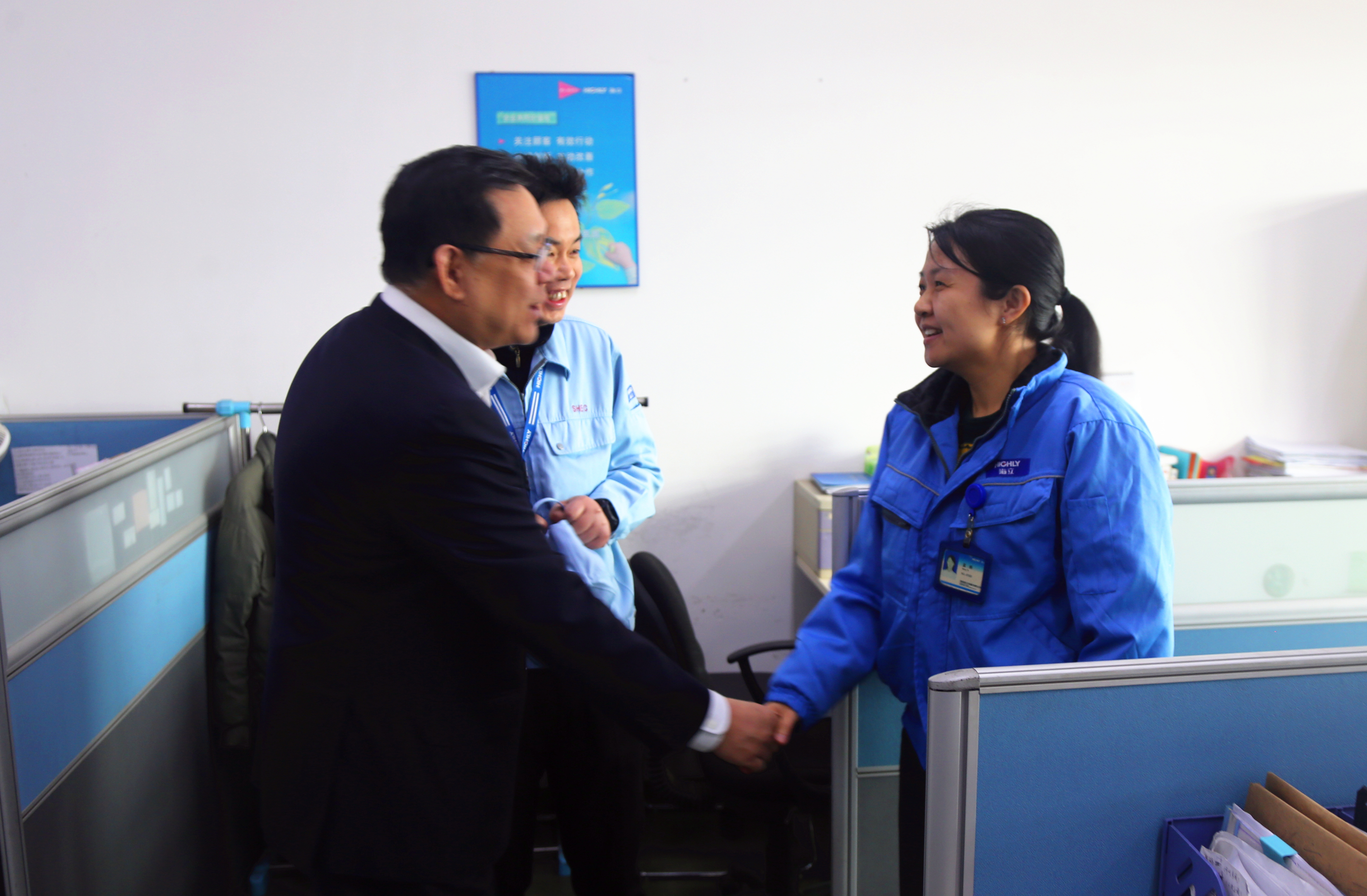 郑建东赴南昌hth手机app下载进行安全检查及慰问