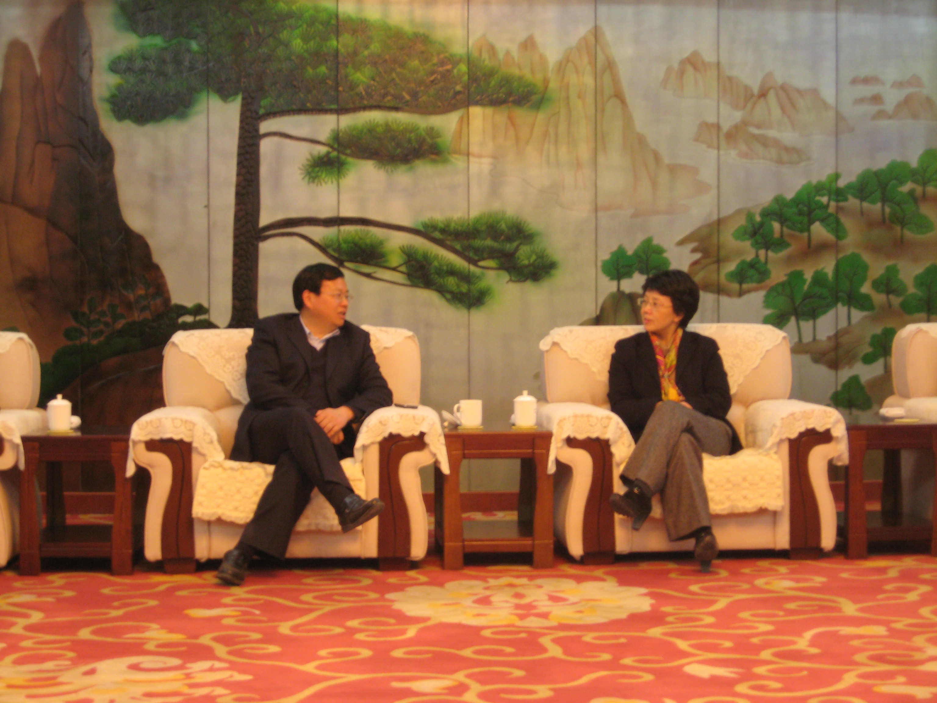 安徽hth手机app下载举行铸造垂直车间结构封顶仪式
