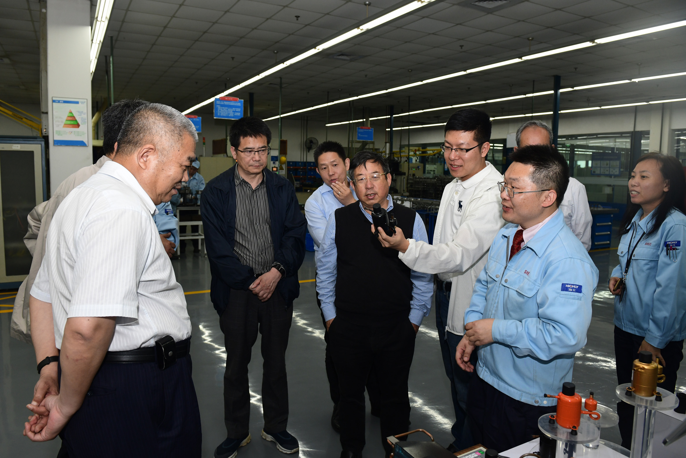 hth手机app下载电器两项研发成果通过中国制冷学会科技成果专家组评估鉴定