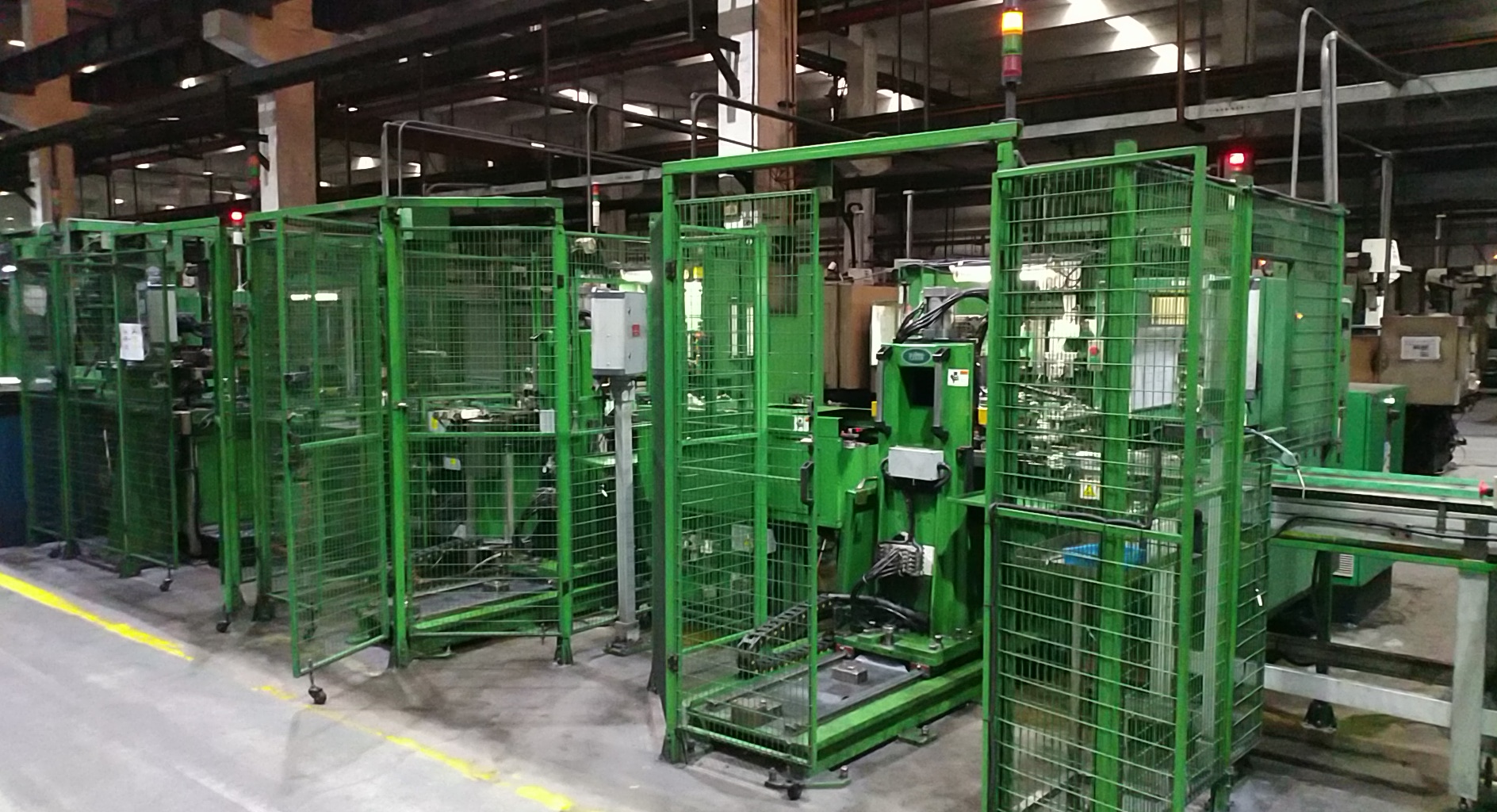 安徽hth手机app下载第3台多关节机器人“上岗”