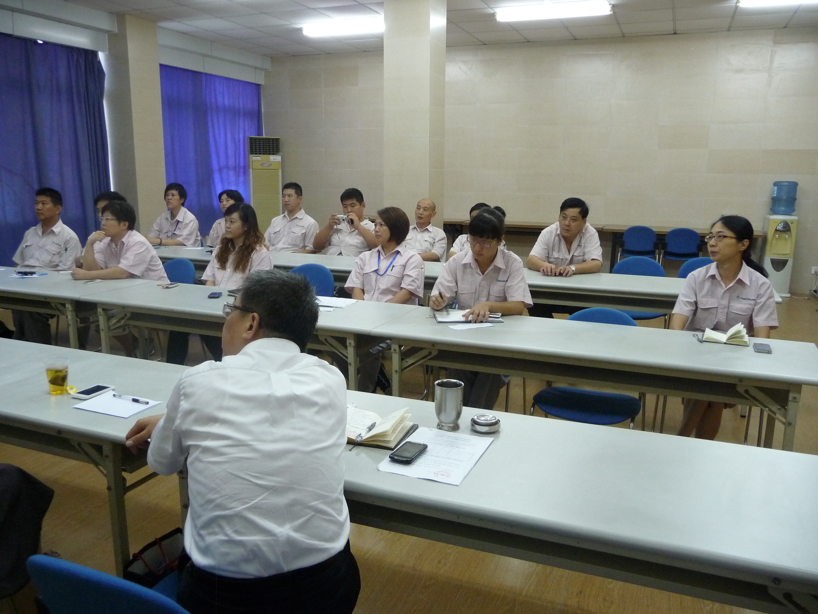 hth手机app下载中野党总支部换届改选工作顺利召开