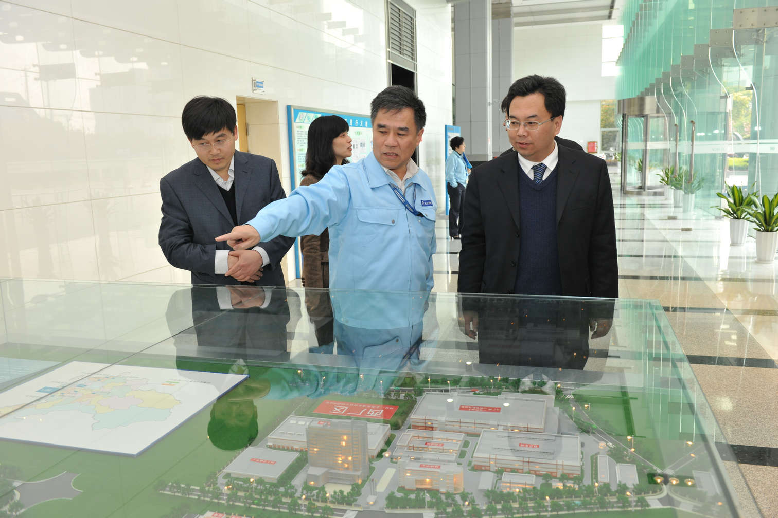 河南商丘市委常委马刚来云顶国际版实地调研