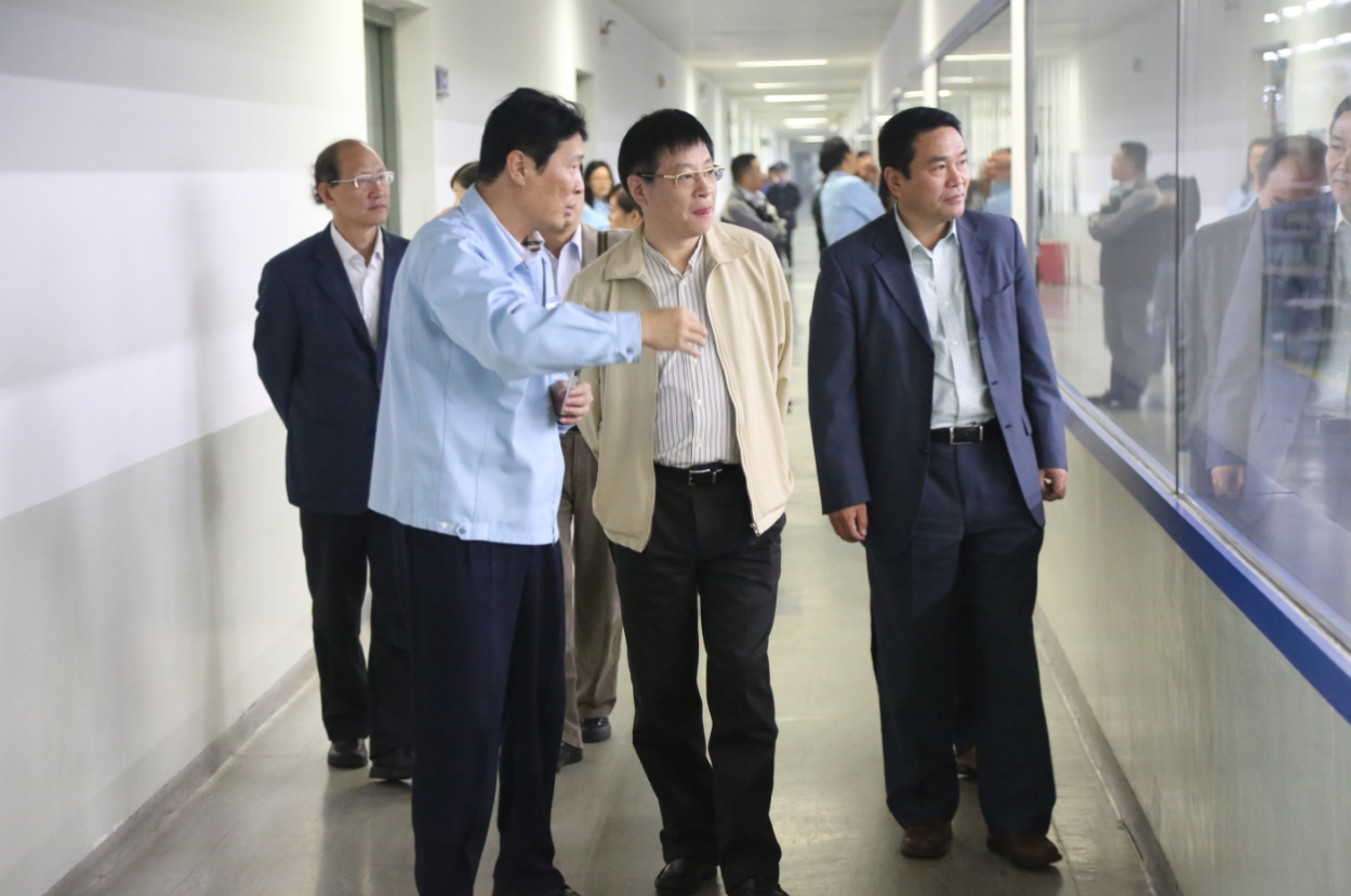 上海机电工会领导亲临南昌hth手机app下载调研指导异地企业工会工作