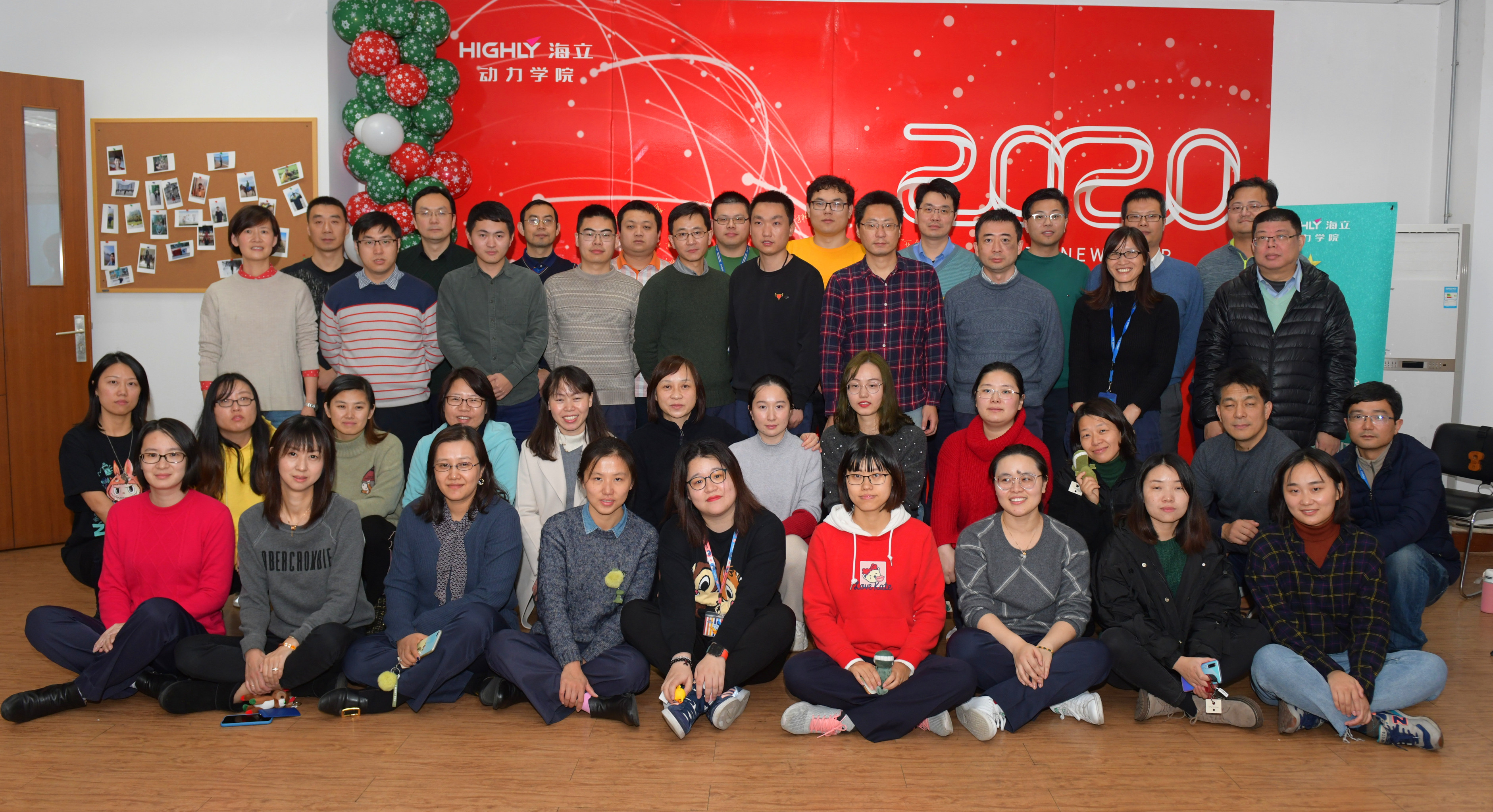 hth手机app下载英语课堂圣诞主题活动学员反响热烈